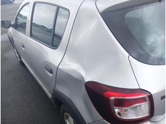 2016 Dacia Sandero II Stepway Prestige 2016 Dacia Sandero II Stepway Prestige