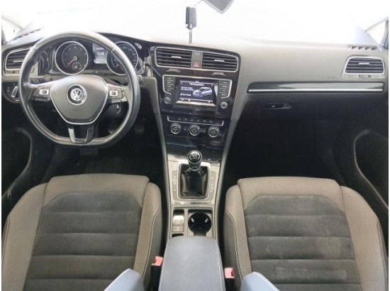 2015 Volkswagen Golf VII Lim. Highline BMT
