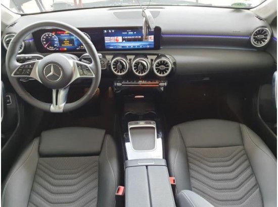 2024 Mercedes-Benz A -Klasse A 250 e 2024 Mercedes-Benz A -Klasse A 250 e