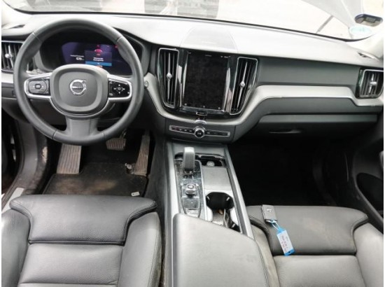 2024 Volvo XC60 Plus Dark AWD 2024 Volvo XC60 Plus Dark AWD