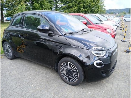2022 FIAT 500 E Icon 2022 FIAT 500 E Icon