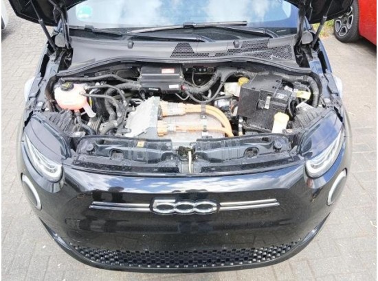 2022 FIAT 500 E Icon 2022 FIAT 500 E Icon