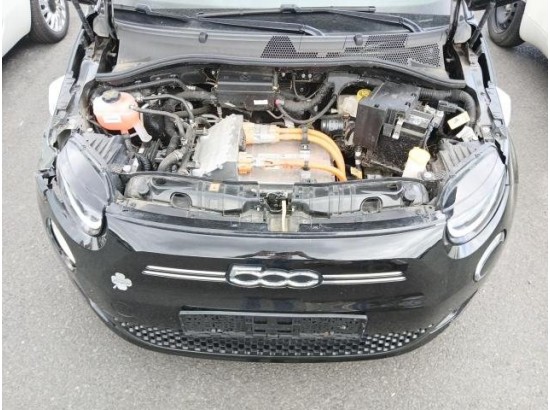 2023 FIAT 500 E Action 2023 FIAT 500 E Action