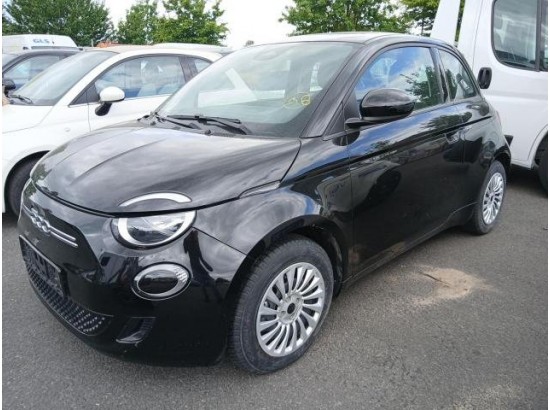 2023 FIAT 500 E Action 2023 FIAT 500 E Action