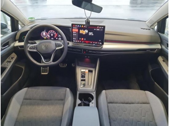2025 Volkswagen Golf VIII Lim. 1.5 eTSI 110 kW Goal 2025 Volkswagen Golf VIII Lim. 1.5 eTSI 110 kW Goal