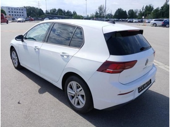 2025 Volkswagen Golf VIII Lim. 1.5 TSI 110 kW Life 2025 Volkswagen Golf VIII Lim. 1.5 TSI 110 kW Life
