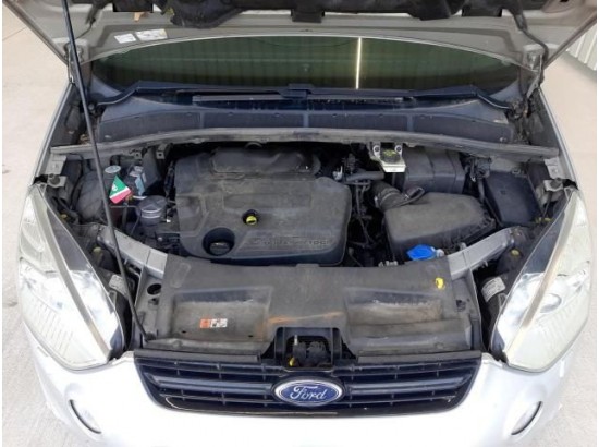 2015 Ford S-Max Titanium 2015 Ford S-Max Titanium