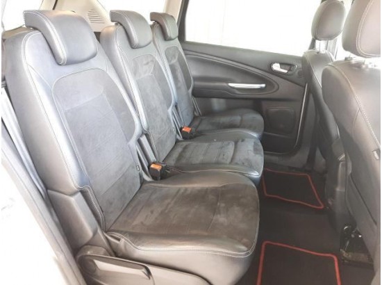 2015 Ford S-Max Titanium 2015 Ford S-Max Titanium