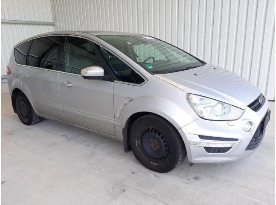2015 Ford S-Max Titanium 2015 Ford S-Max Titanium