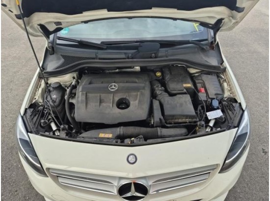 2016 Mercedes-Benz B -Klasse B 180 CDI / d 2016 Mercedes-Benz B -Klasse B 180 CDI / d