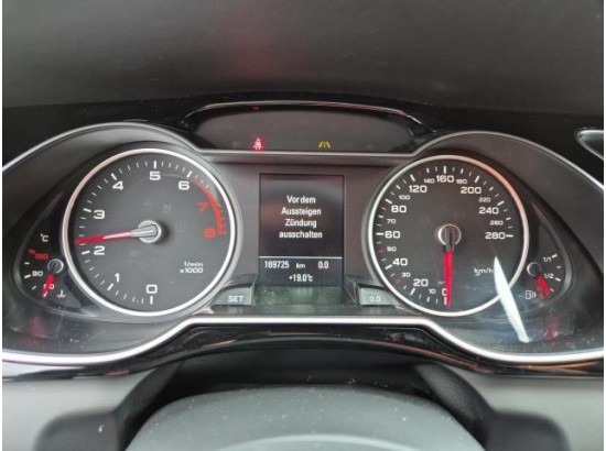 2015 Audi A4 Avant S line Sportpaket / plus
