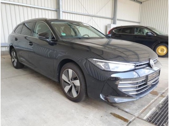 2025 Volkswagen Passat Variant 1.5 eTSI 110 kW Business 2025 Volkswagen Passat Variant 1.5 eTSI 110 kW Business
