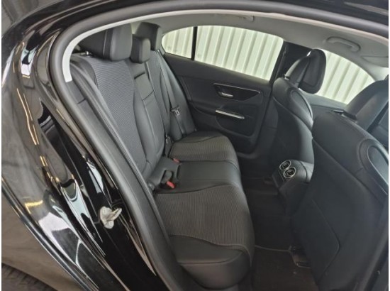 2022 Mercedes-Benz C -Klasse Lim. C 180 2022 Mercedes-Benz C -Klasse Lim. C 180