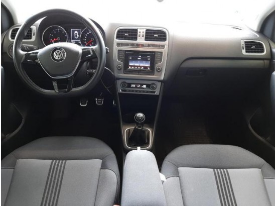2016 Volkswagen Polo V Comfortline BMT/Start-Stopp 2016 Volkswagen Polo V Comfortline BMT/Start-Stopp