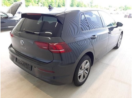 2024 Volkswagen Golf VIII Lim. 1.5 TSI 85 kW Life 2024 Volkswagen Golf VIII Lim. 1.5 TSI 85 kW Life
