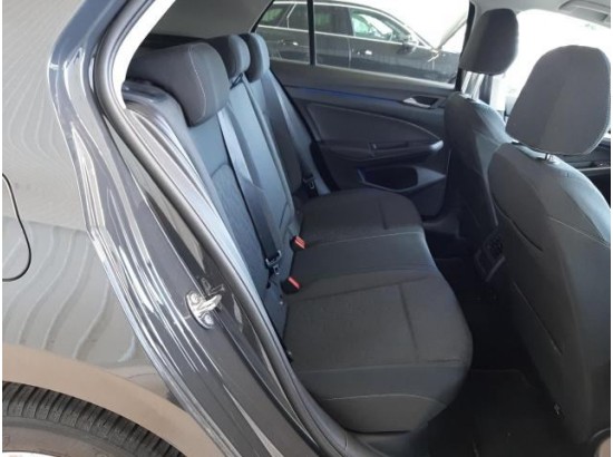 2024 Volkswagen Golf VIII Lim. 1.5 TSI 85 kW Life 2024 Volkswagen Golf VIII Lim. 1.5 TSI 85 kW Life
