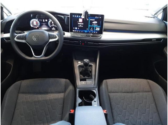 2024 Volkswagen Golf VIII Lim. 1.5 TSI 85 kW Life 2024 Volkswagen Golf VIII Lim. 1.5 TSI 85 kW Life