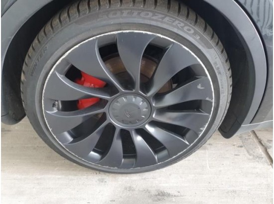 2022 Tesla Model Y Dual Motor AWD 2022 Tesla Model Y Dual Motor AWD