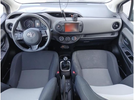 2019 Toyota Yaris Comfort 2019 Toyota Yaris Comfort