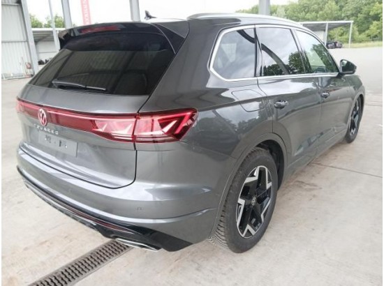 2025 Volkswagen Touareg 3.0 TDI 170 kW 4Motion R-Line 2025 Volkswagen Touareg 3.0 TDI 170 kW 4Motion R-Line