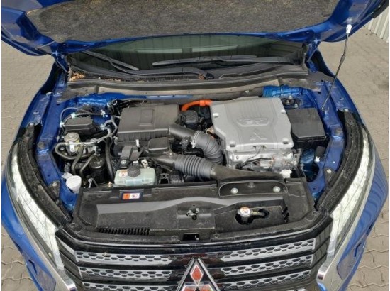 2024 Mitsubishi Eclipse Cross Plus Select Hybrid 4WD 2024 Mitsubishi Eclipse Cross Plus Select Hybrid 4WD