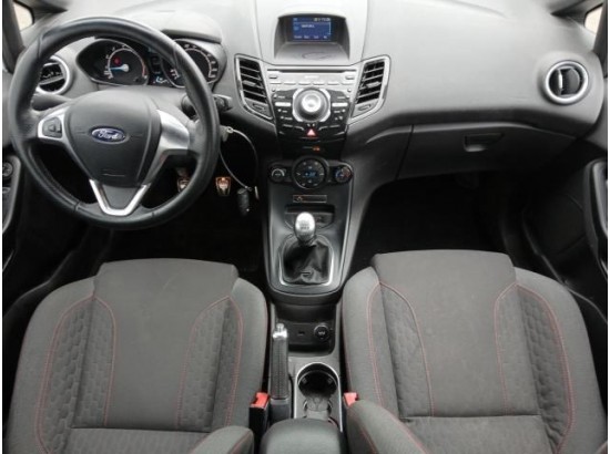 2017 Ford Fiesta ST-Line 2017 Ford Fiesta ST-Line
