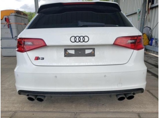 2015 Audi S3 Sportback 2.0 TFSI quattro 2015 Audi S3 Sportback 2.0 TFSI quattro
