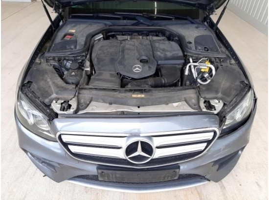 2016 Mercedes-Benz E -Klasse Lim. E 220 d 2016 Mercedes-Benz E -Klasse Lim. E 220 d
