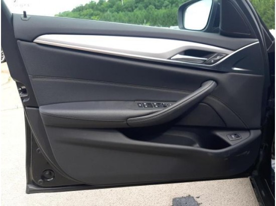 2023 BMW 5er Touring 520d