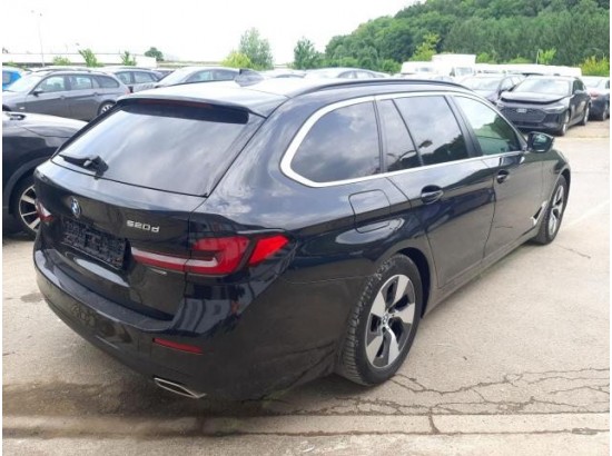 2023 BMW 5er Touring 520d