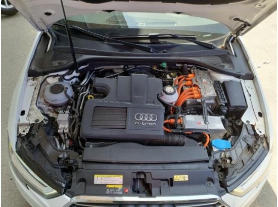 2020 Audi A3 Sportback 40 e-tron basis