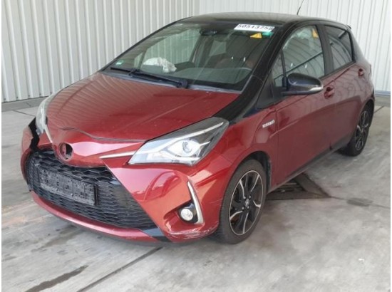 2017 Toyota Yaris Hybrid Style Selection 2017 Toyota Yaris Hybrid Style Selection