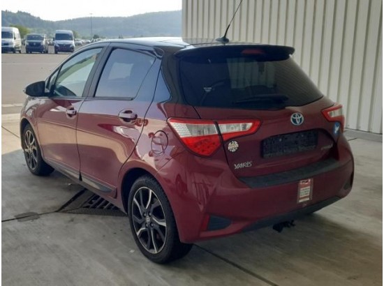 2017 Toyota Yaris Hybrid Style Selection 2017 Toyota Yaris Hybrid Style Selection