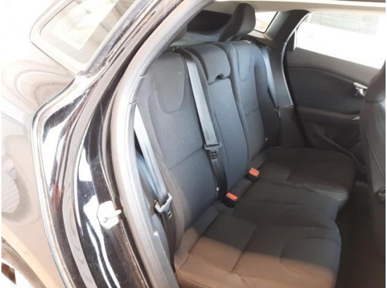2017 Volvo V40 Kinetic 2017 Volvo V40 Kinetic
