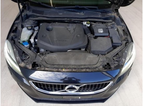 2017 Volvo V40 Kinetic 2017 Volvo V40 Kinetic