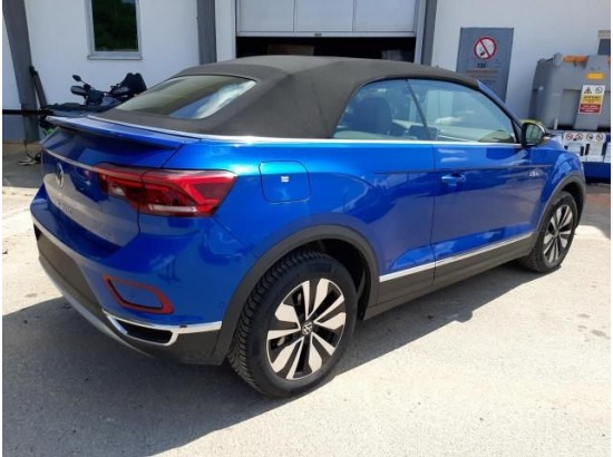 2025 Volkswagen T-Roc Cabriolet Goal 2025 Volkswagen T-Roc Cabriolet Goal