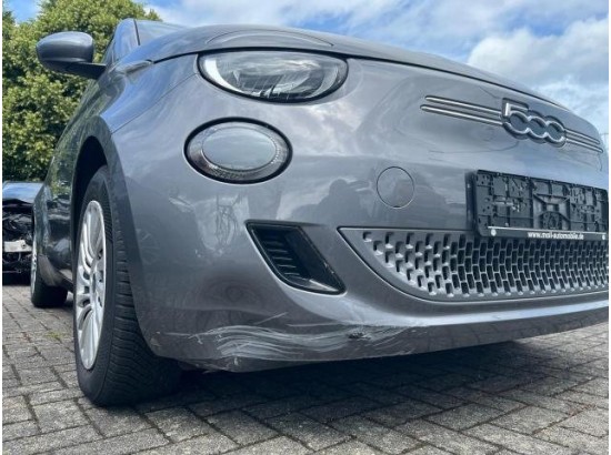 2022 FIAT 500 e Lim. Action 2022 FIAT 500 e Lim. Action