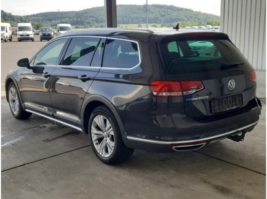 2018 Volkswagen Passat Variant Alltrack BMT/Start-Stopp 4Motion 2018 Volkswagen Passat Variant Alltrack BMT/Start-Stopp 4Motion