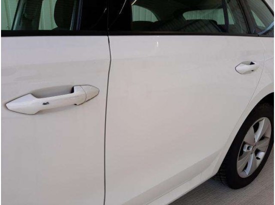 2023 Skoda Octavia Combi Ambition 2023 Skoda Octavia Combi Ambition