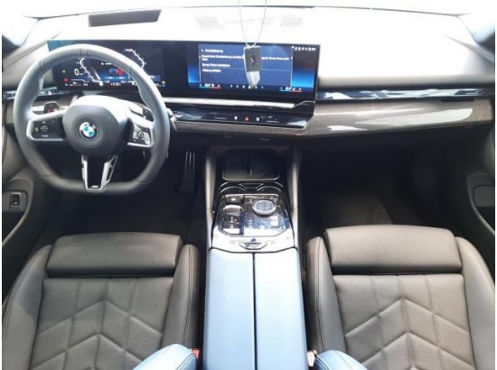 2025 BMW 5er Lim. 520 d xDrive M Sport 2025 BMW 5er Lim. 520 d xDrive M Sport