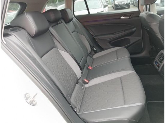 2025 Volkswagen Golf VIII Variant 1.5 TSI 85 kW Goal 2025 Volkswagen Golf VIII Variant 1.5 TSI 85 kW Goal