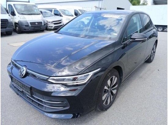 2025 Volkswagen Golf VIII Lim. 1.5 eTSI 85 kW Goal 2025 Volkswagen Golf VIII Lim. 1.5 eTSI 85 kW Goal