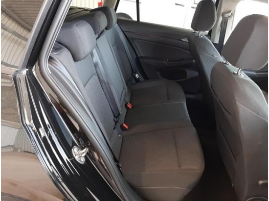 2025 Volkswagen Golf VIII Variant 2.0 TDI 110 kW Life 2025 Volkswagen Golf VIII Variant 2.0 TDI 110 kW Life