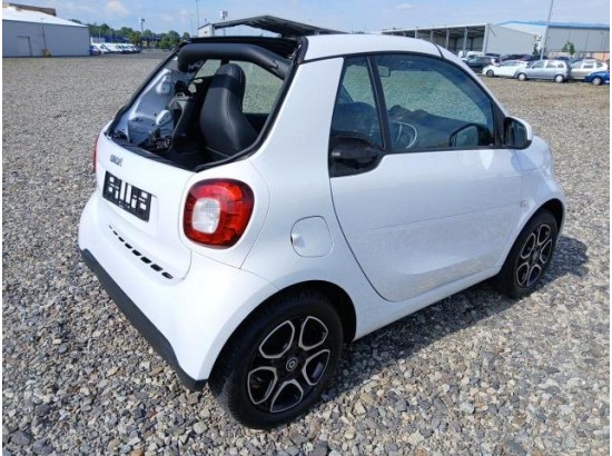 2018 Smart fortwo cabrio Basis 66 kW