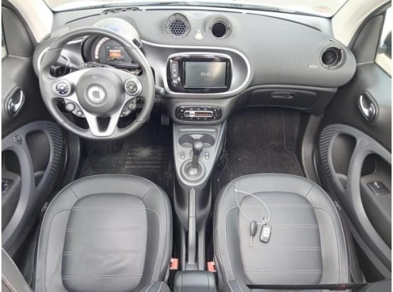 2018 Smart fortwo cabrio Basis 66 kW