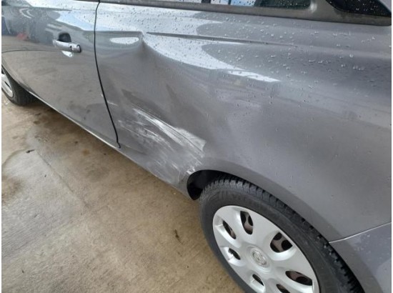 2016 Opel Corsa E Edition 2016 Opel Corsa E Edition