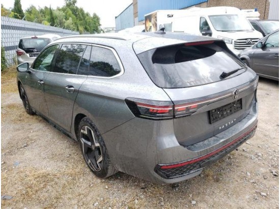 2025 Volkswagen Passat Variant 2.0 TDI 110 kW R-line 2025 Volkswagen Passat Variant 2.0 TDI 110 kW R-line