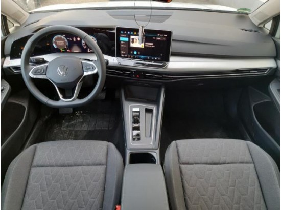 2025 Volkswagen Golf VIII Lim. 1.5 eTSI 110 kW Life 2025 Volkswagen Golf VIII Lim. 1.5 eTSI 110 kW Life