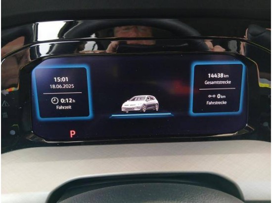 2025 Volkswagen Golf VIII Lim. 1.5 eTSI 110 kW Life 2025 Volkswagen Golf VIII Lim. 1.5 eTSI 110 kW Life