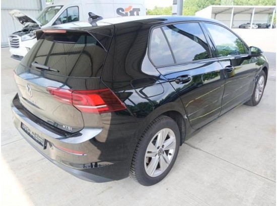 2025 Volkswagen Golf VIII Lim. 1.5 eTSI 110 kW Life 2025 Volkswagen Golf VIII Lim. 1.5 eTSI 110 kW Life